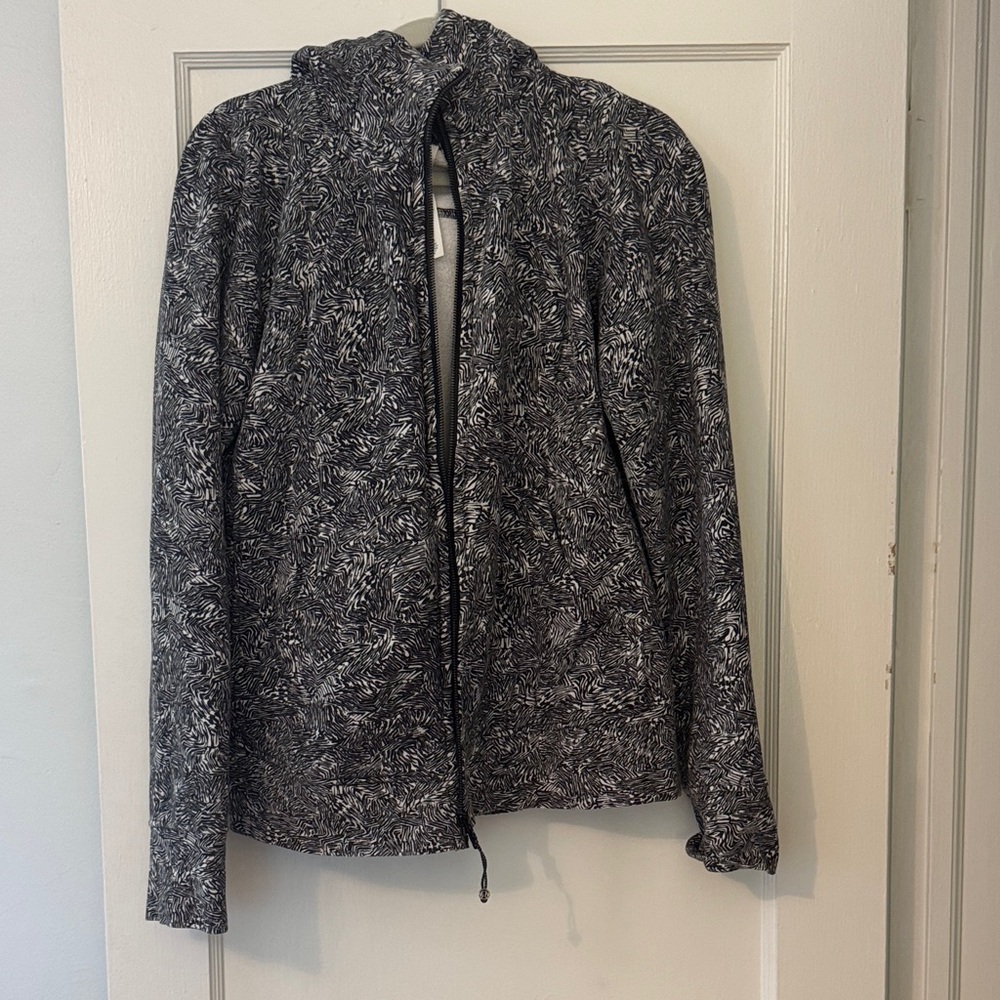 Women's Black and White Jacket
